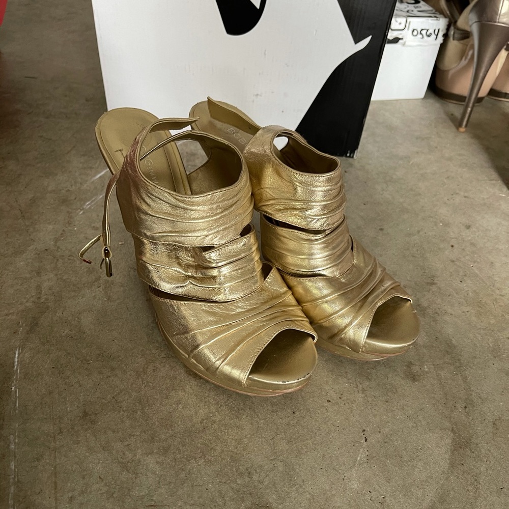 COPY - BCBG Heels